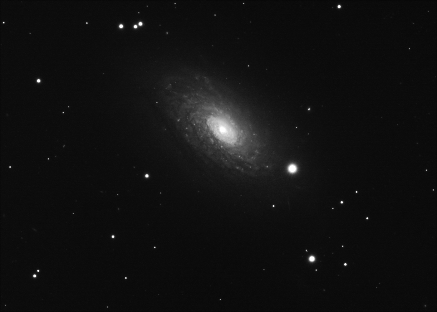 m63fs128gretz-1400p-v01.jpg